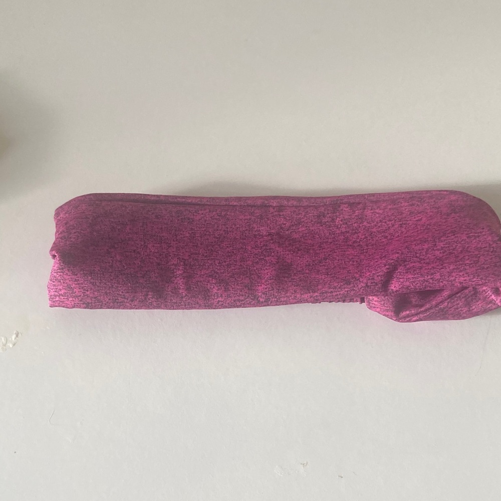 Murad Fuchsia Stretch Hairband - Lightweight No-Slip